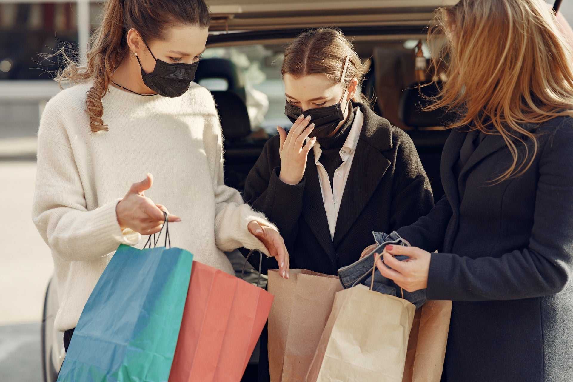 The changing consumer behaviour and how fashion and apparel brands can survive COVID-19