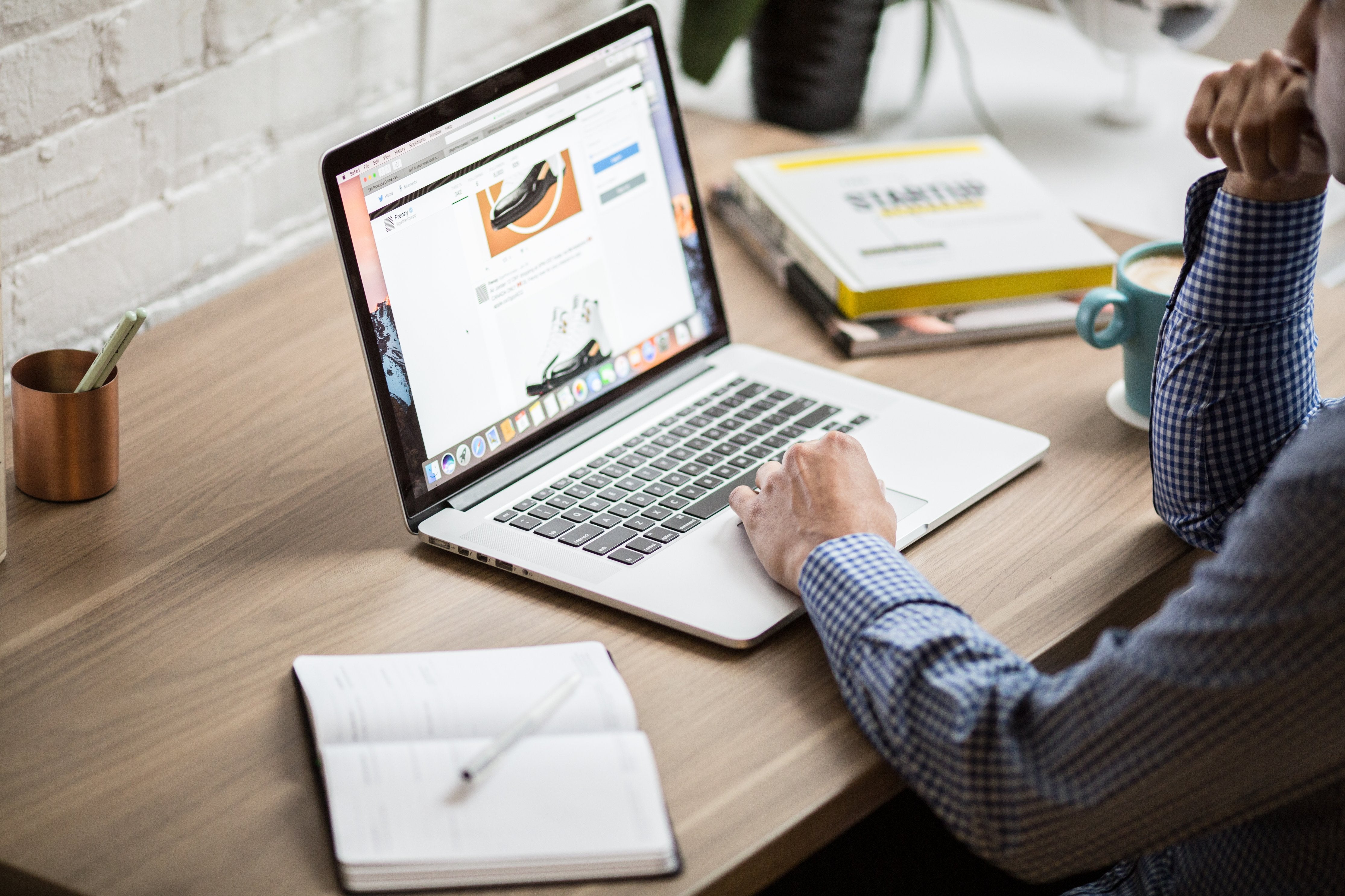 Shopify vs Magento: Why Shopify is better than Magento