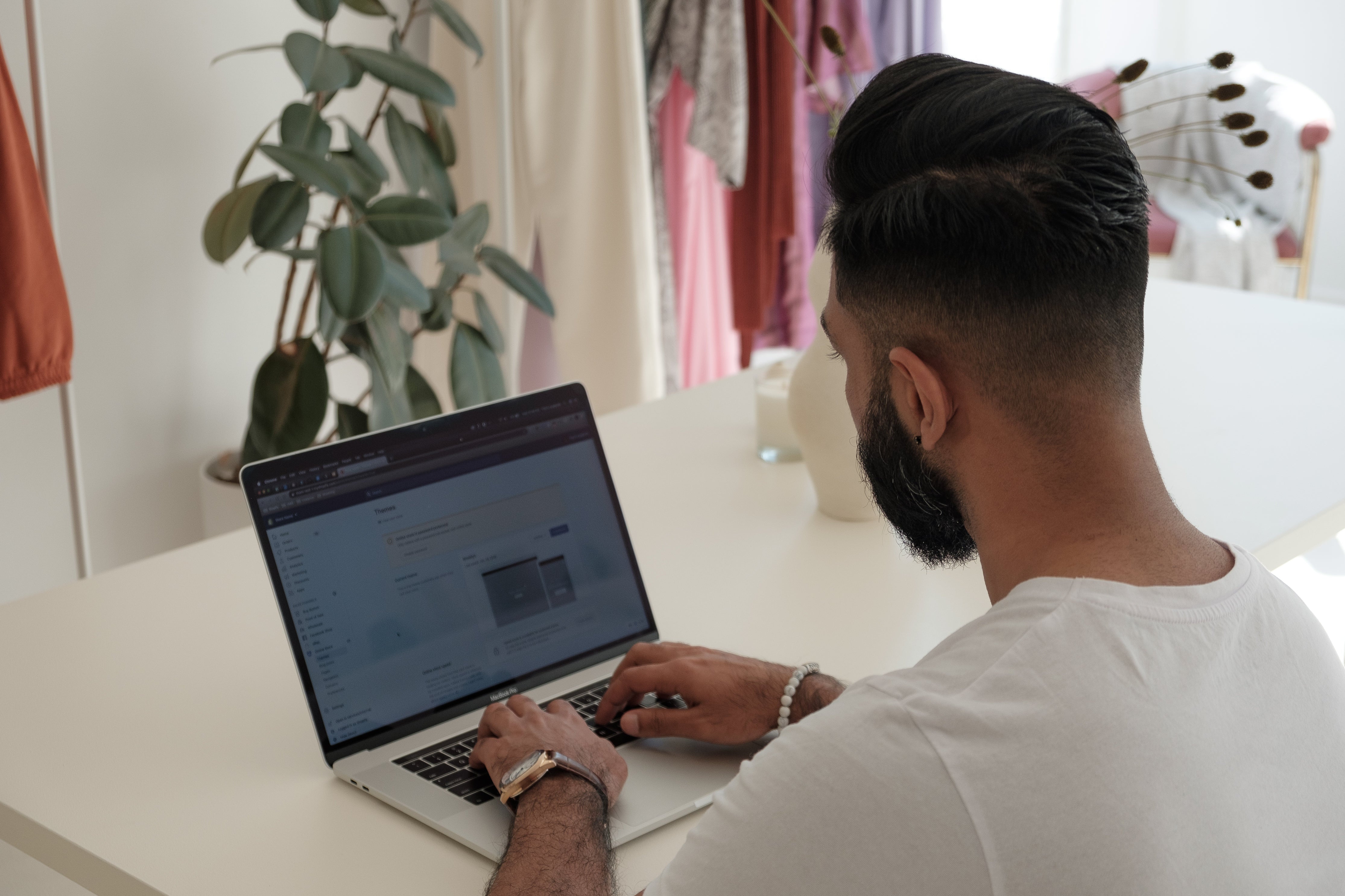 Optimize Your Website: Make Your Ecommerce Website Your Sales Guy